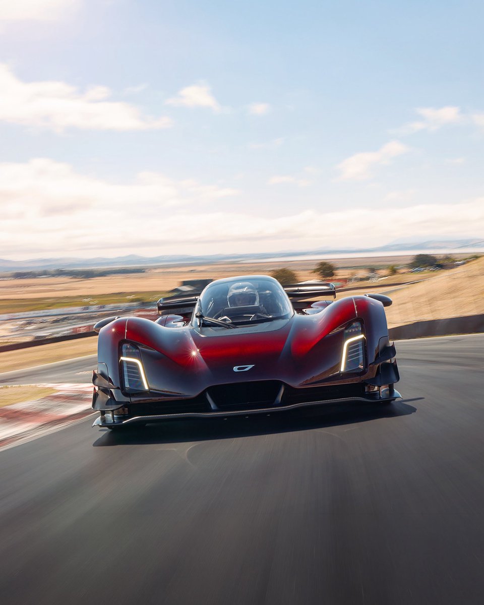 Czinger Vehicles tweet media