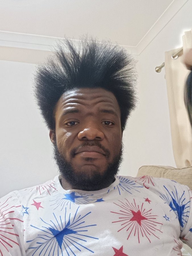 SENIOR MAN tweet media