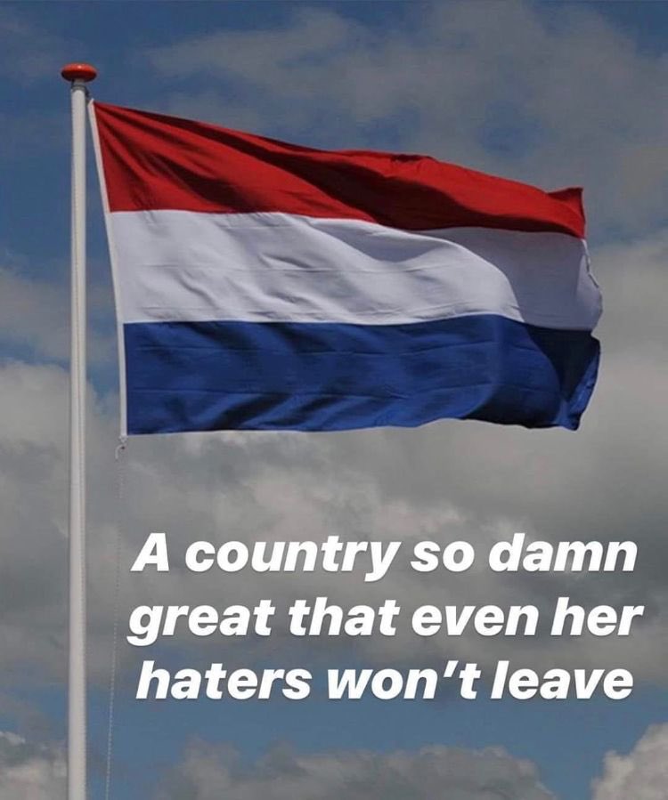 𝓔 𝓑𝓮𝓮 ©️🐝 tweet media