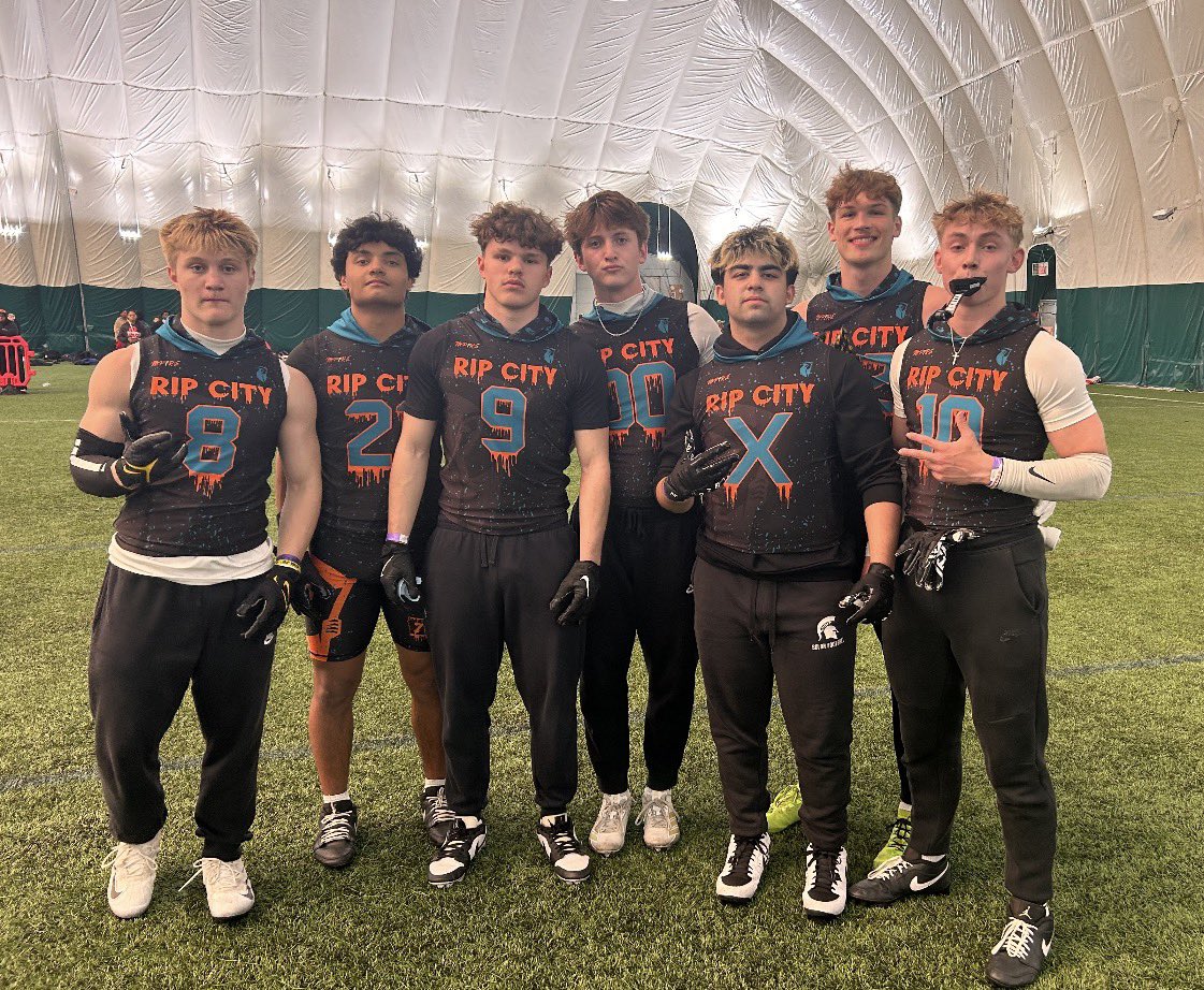 PreWarWesley's tweet photo. Do NOT test this defense!!
These DAWGZ Bite!!
@RipCity7on7 @AdamHermsen @PremierEventsU2 @kurt_lemley @7on7TXCL https://t.co/ZKE2ydHBsp