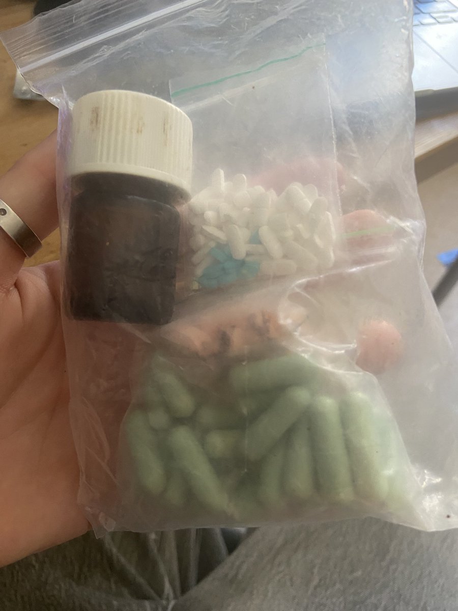 𝘳aᠻ•🏴🚩 tweet media