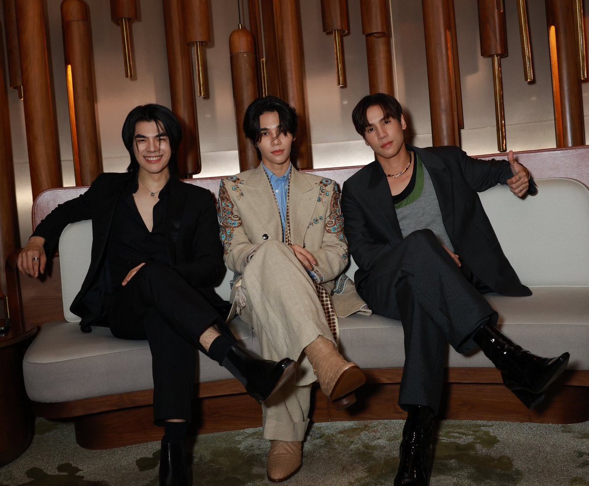 parachoots | bigbang era tweet media