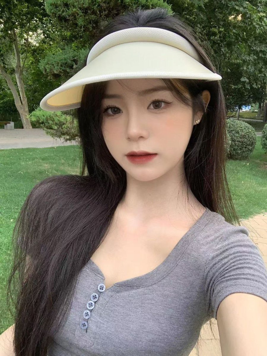 ParkLifePE1's tweet photo. 威海市环翠区高新区新时代文明实践广场

全以上压

#山东

👉甜美小助理@mintyu_

希望余生陪你度过的人，会是你现在拼了命要爱的人。 https://t.co/m4Jc4Yvh2N