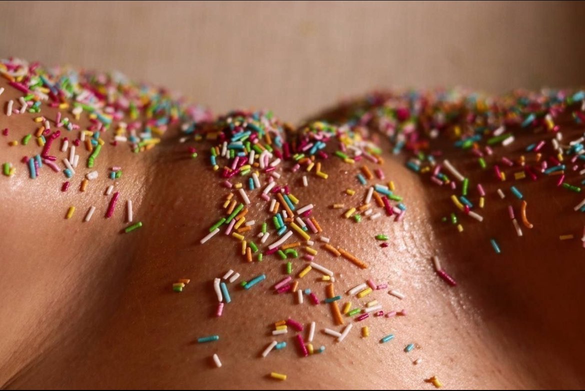 Vaše zvrhlost tweet media