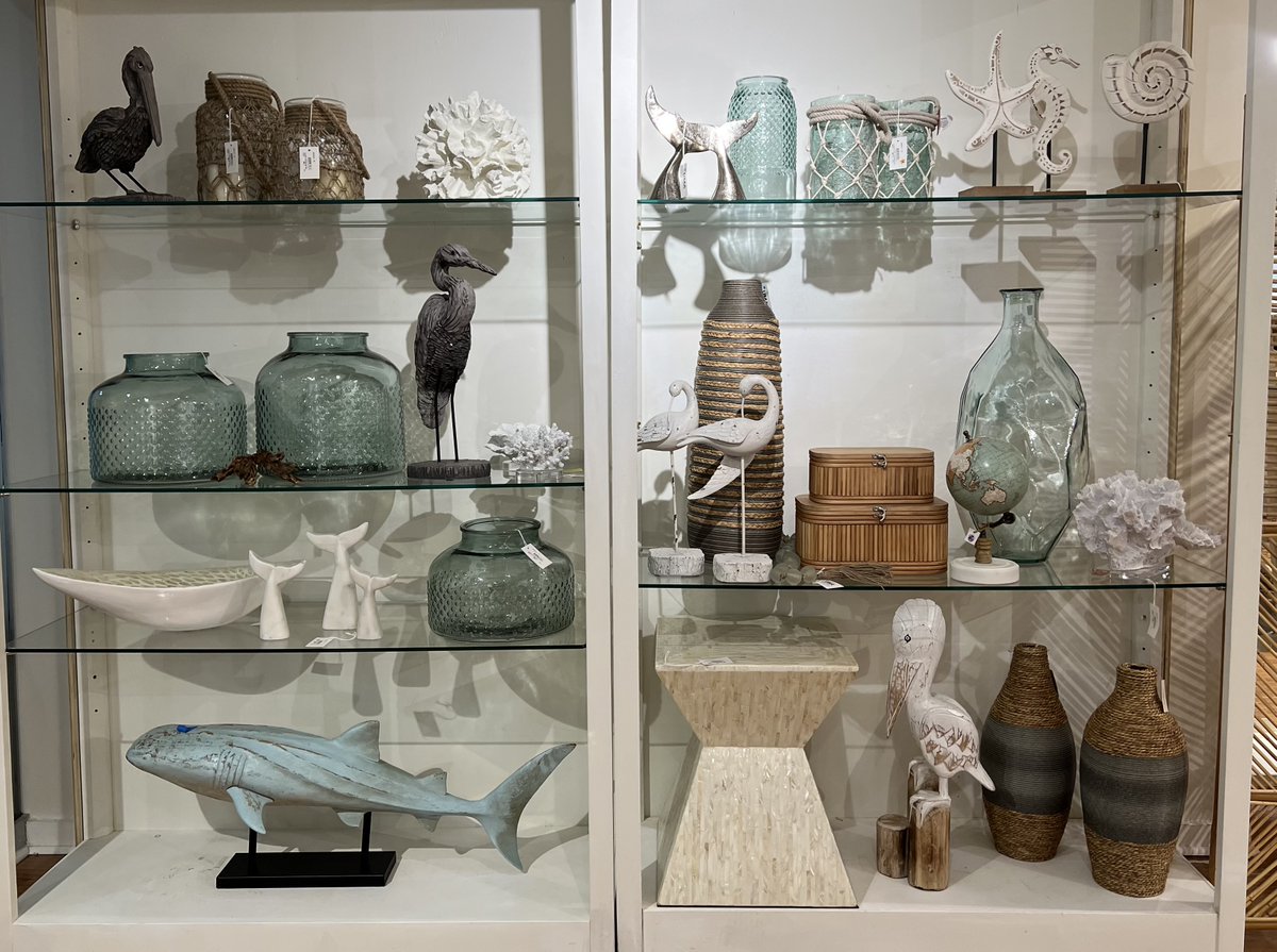 danieljdevries's tweet photo. Step into our Coastal Sanctuary at High Point Market 🌊✨

From hand-carved driftwood to shimmering capiz-inlay, the @decomarche coastal section opening soon! Come experience these textures and artisanal designs in person.

📍 High Point Market 🗓️ April 22 – 29 #InteriorDesign #CoastalChic #DecoMarche #HPMkt @HPMarketNews