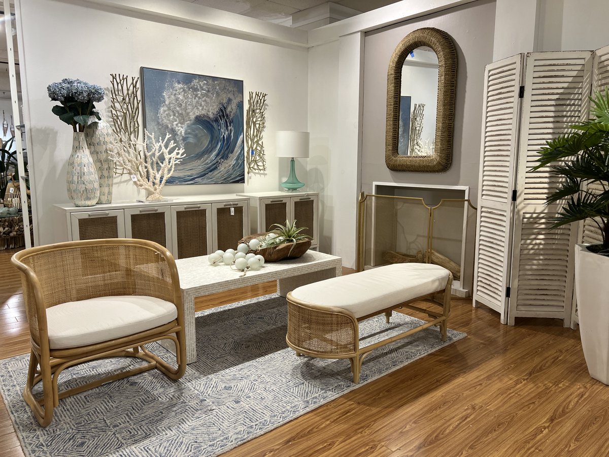 danieljdevries's tweet photo. Step into our Coastal Sanctuary at High Point Market 🌊✨

From hand-carved driftwood to shimmering capiz-inlay, the @decomarche coastal section opening soon! Come experience these textures and artisanal designs in person.

📍 High Point Market 🗓️ April 22 – 29 #InteriorDesign #CoastalChic #DecoMarche #HPMkt @HPMarketNews