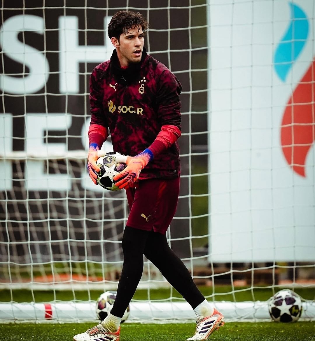 Lukas 🎮 tweet media