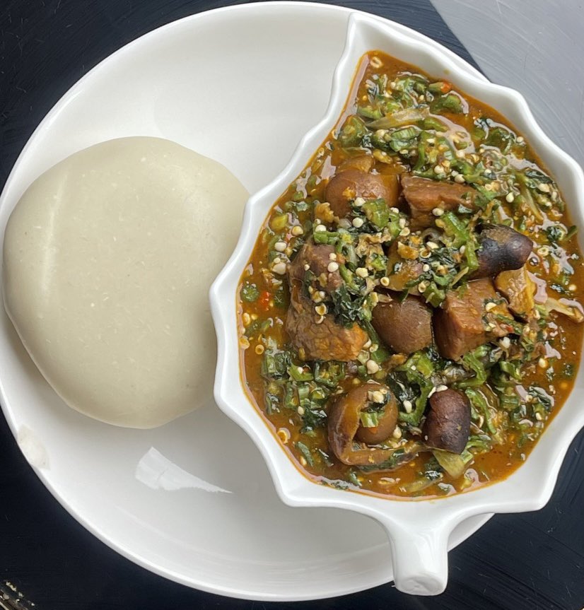 Ivory ✪ tweet media