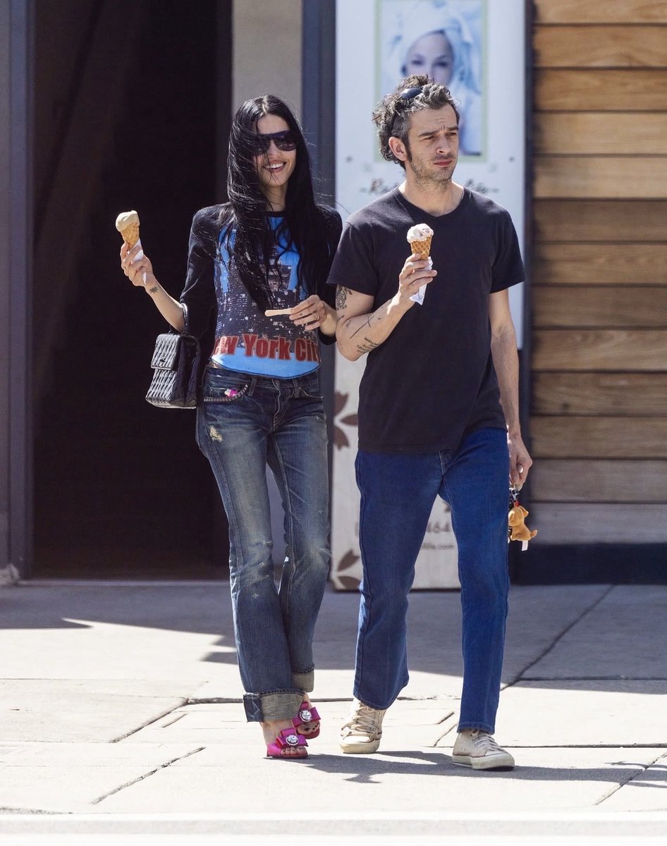 Gabbriette Updates tweet media