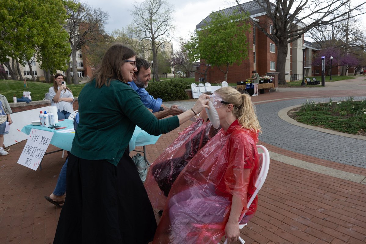 Western Kentucky University tweet media