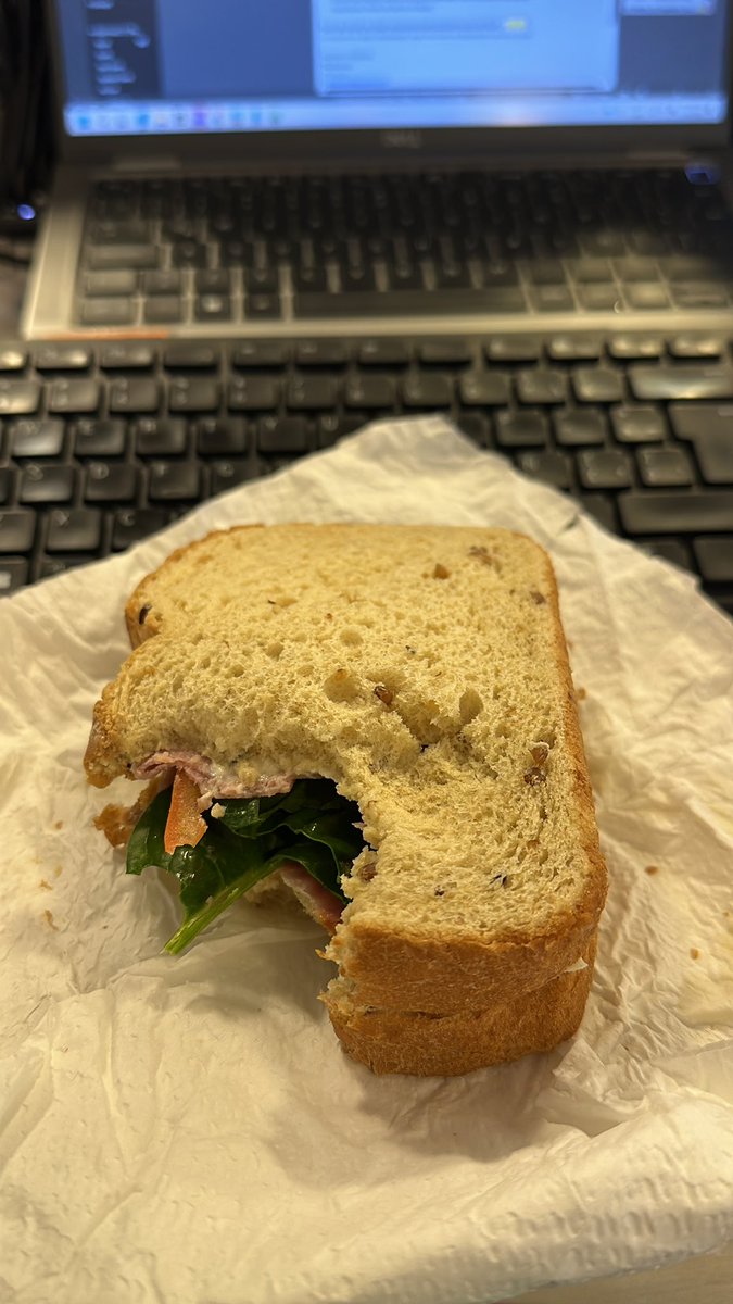 𝙻𝚊 𝚕𝚘𝚌𝚊 𝚍𝚎 𝚕𝚘𝚜 𝚐𝚊𝚝𝚘𝚜 tweet media