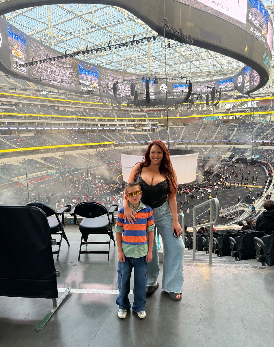 Jenna Lou tweet media