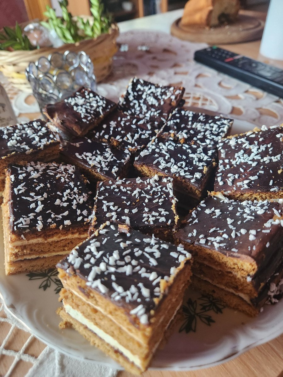 Lady In Black #JestemProblememTuska #phPolski tweet media