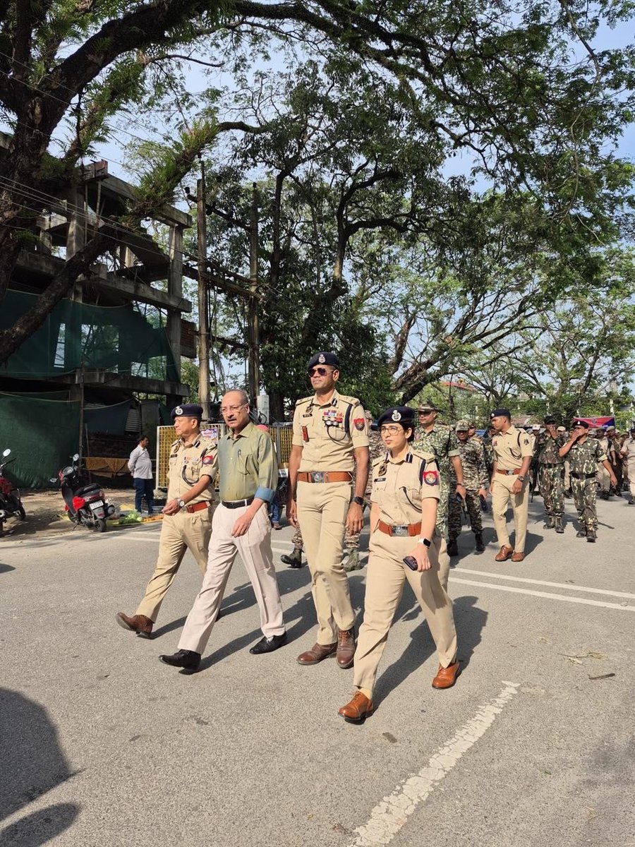 assampolice's tweet image. Across Assam, one message marched today - Vote without Fear. Vote in record numbers.

In a historic synchronised Confidence Building Measure, Assam Police joined hands with @crpfindia , @BSF_India , @ITBP_official , @CISFHQrs , @SSB_INDIA and Armed Police from 18 States. 

42000