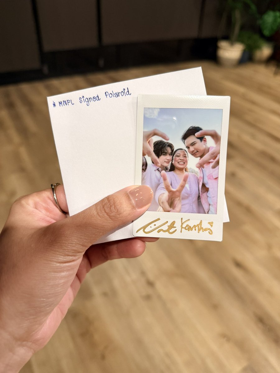 Carissa ◡̈ 🍒 tweet media