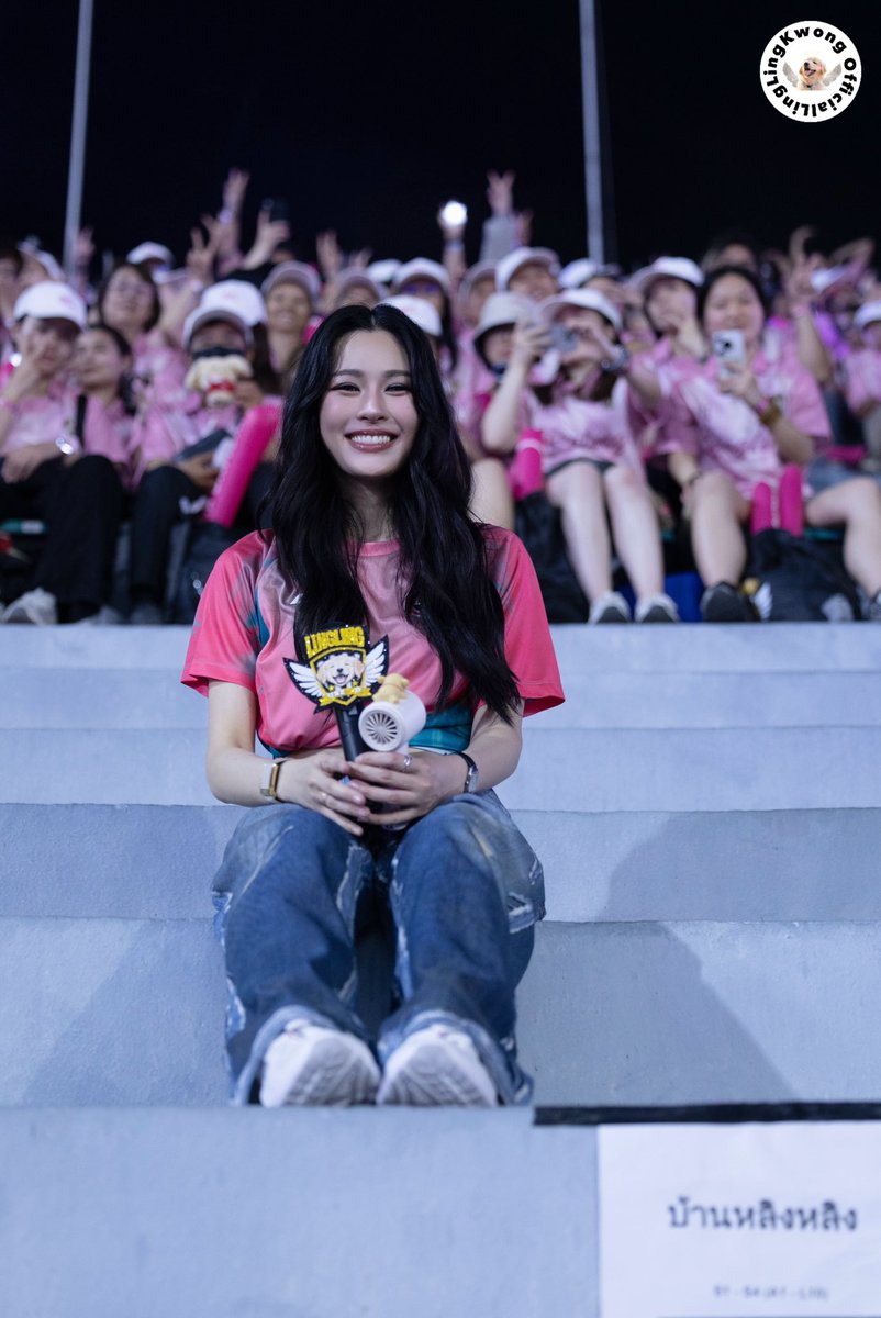 Linglingkwong_Official tweet media