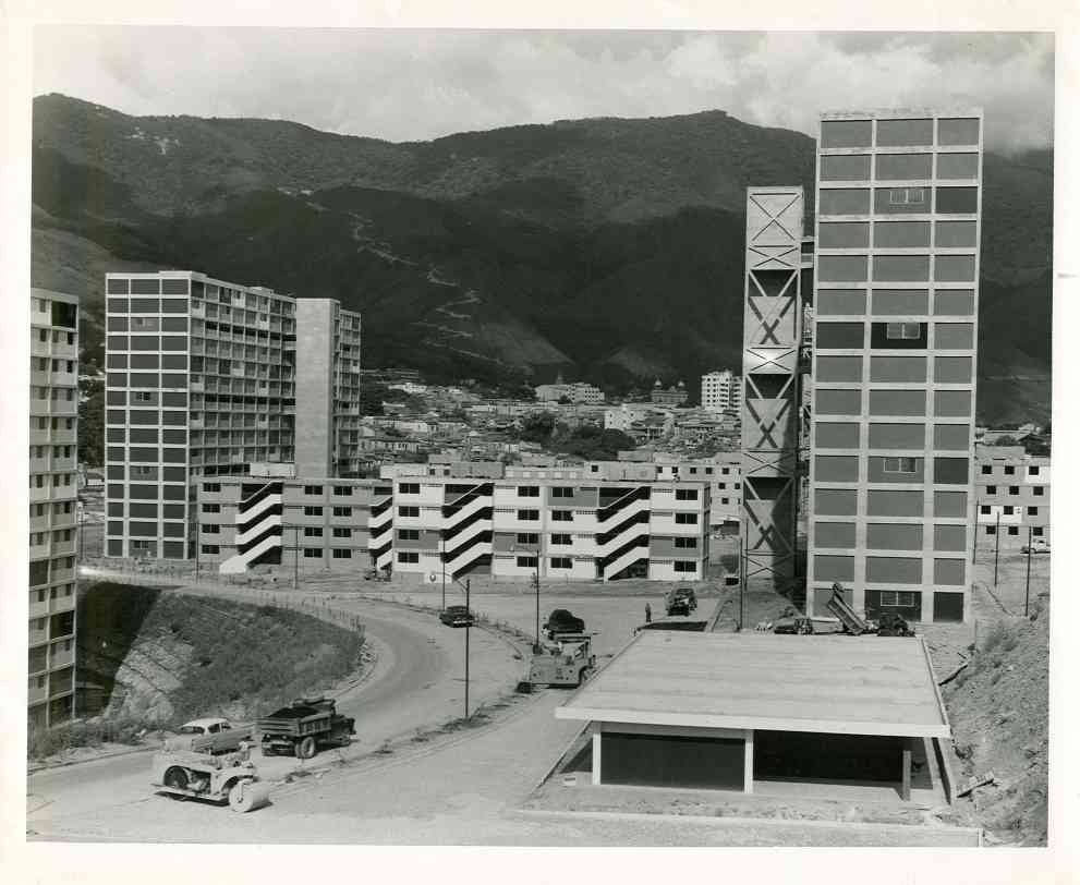 Caracas Cuéntame tweet media