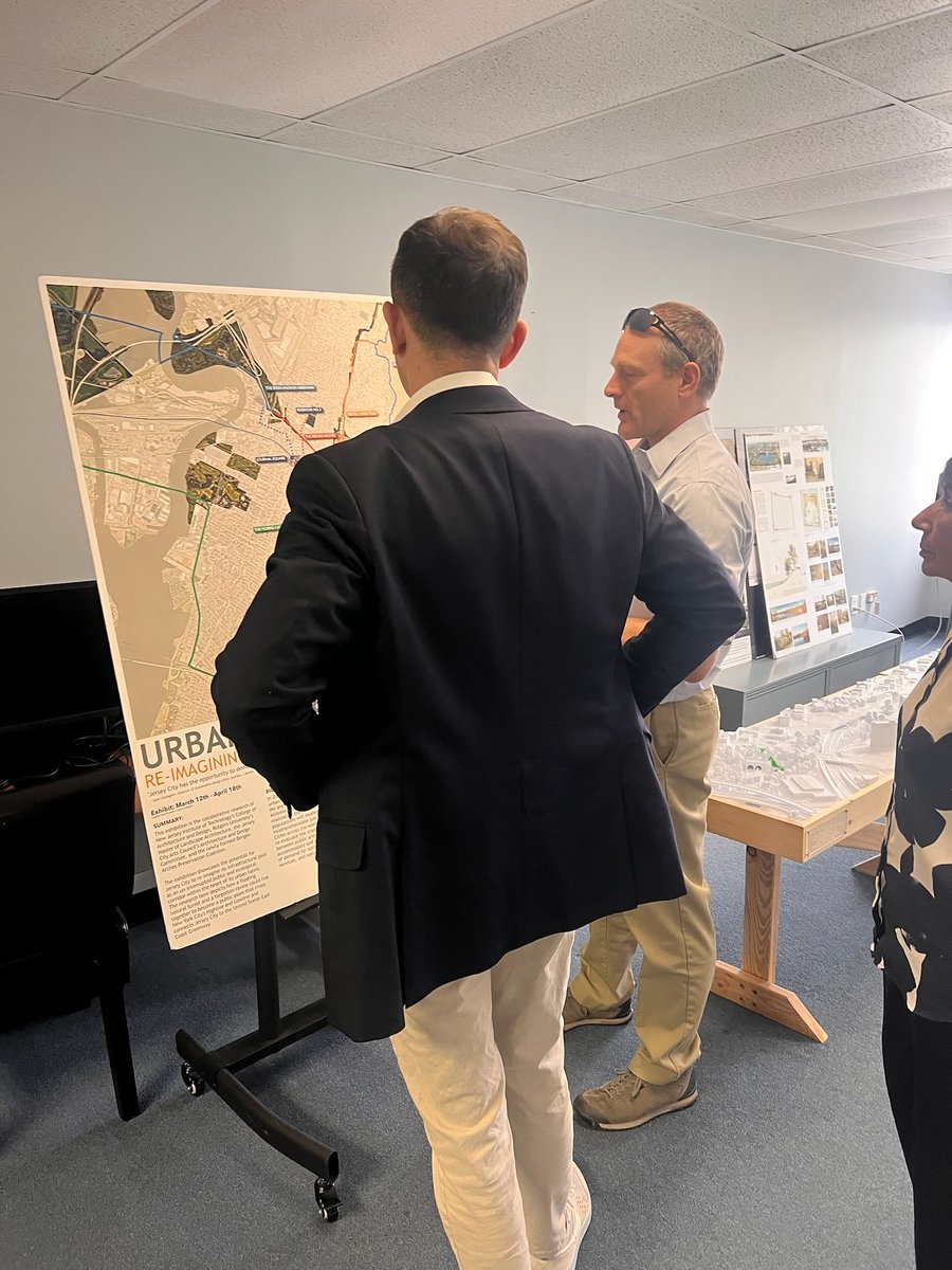 RepMenendez's tweet photo. Great to meet with the Bergen Arches team!

We’ve fought hard alongside our neighbors to turn these historic structures into green spaces. I look forward to continuing to fight for projects that will connect our community with larger greenway networks. https://t.co/HUdy17wH0L