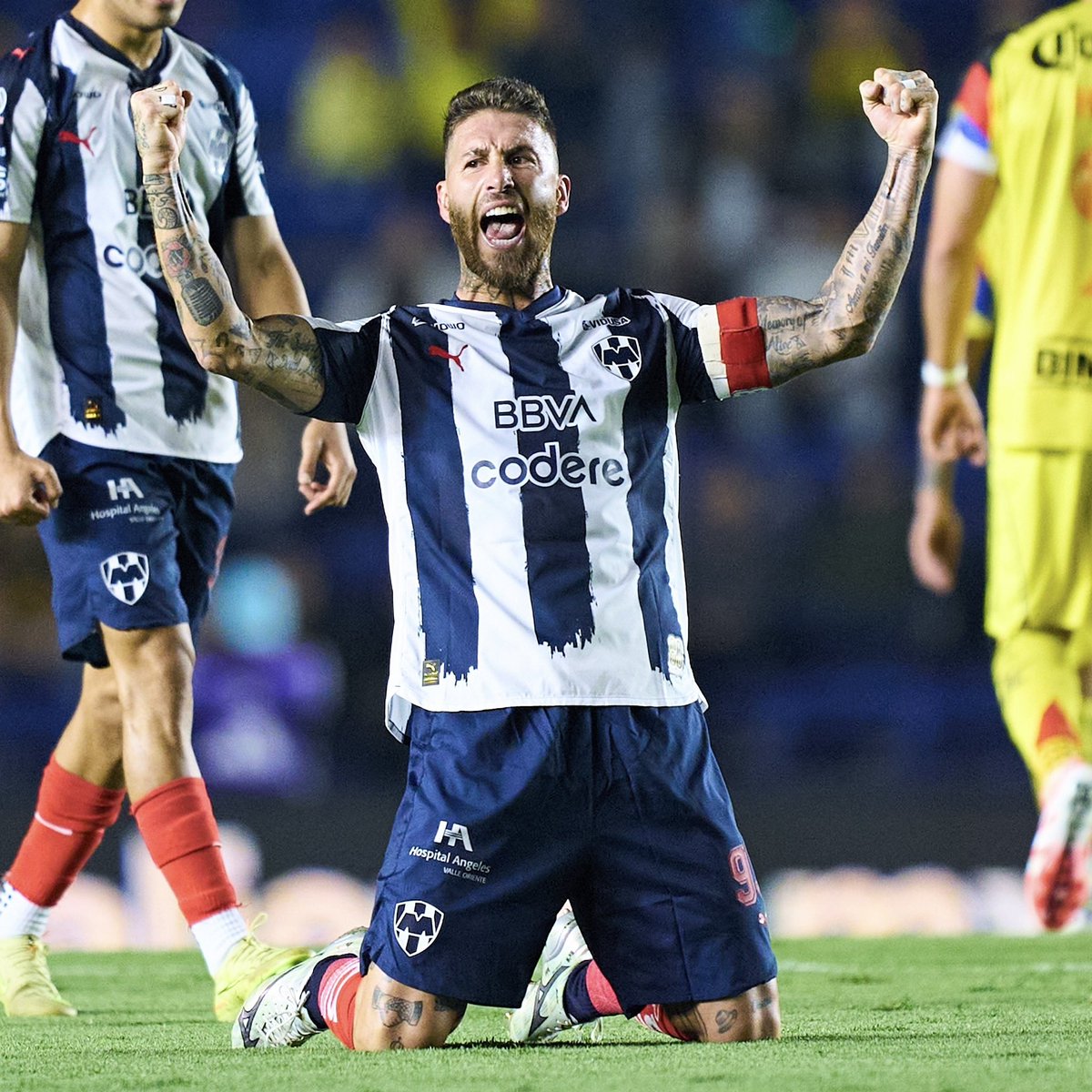 oyeGuaje's tweet photo. Los goles que le están faltando a @Rayados para clasificar, son los goles que te daba @SergioRamos, pero aquí la prensa pagada 💵 lo culpó de TODO, para justificar la decisión de NO renovarlo, protegiendo a los directivos incompetentes.
Bloquea #Multimedios #RG690 🚫 https://t.co/fsDOkkrxHz