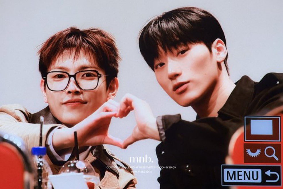 so like,,, this is basically how I envision my hngsn in the fic im writing….. -🌙