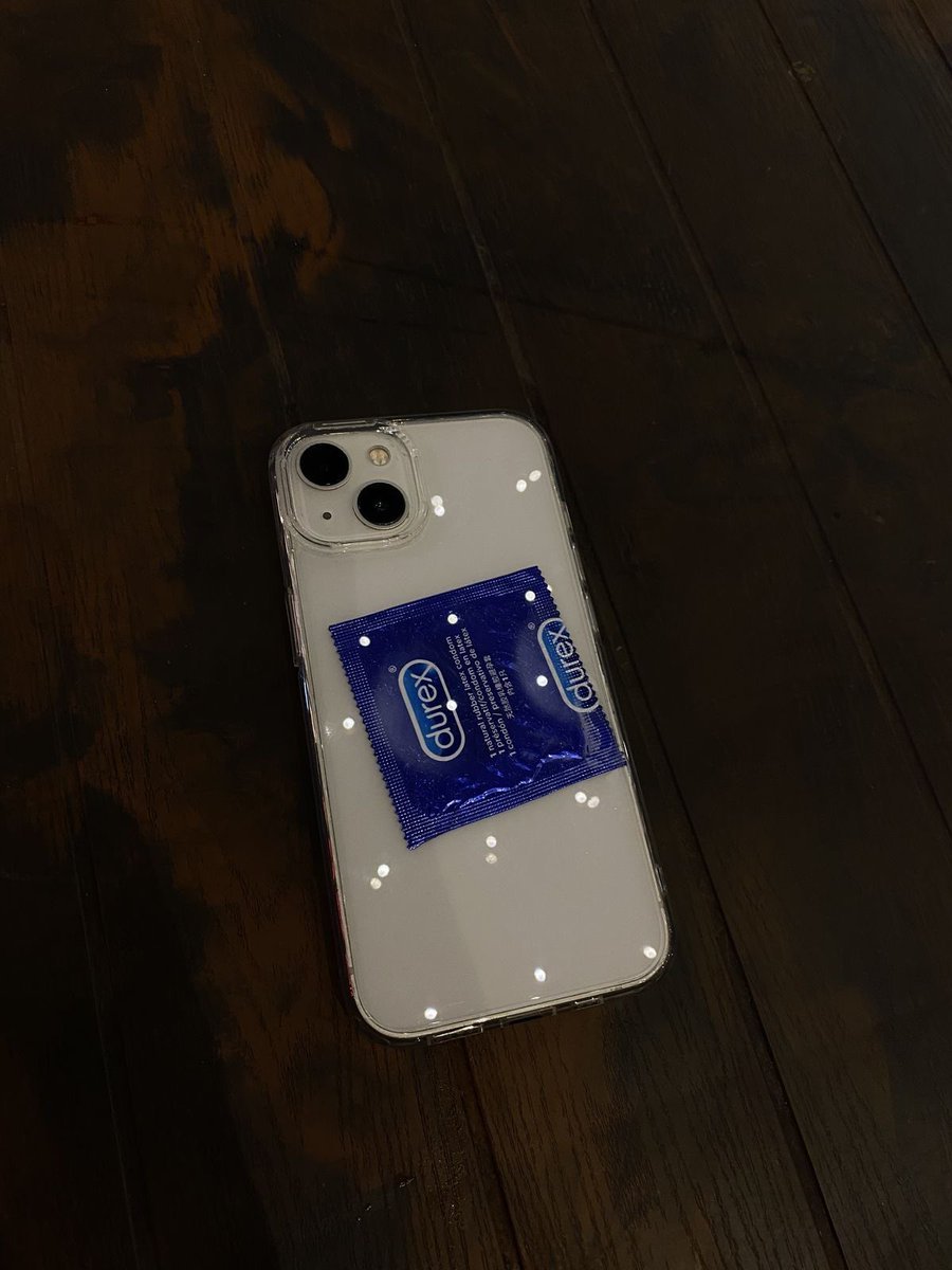 آپ کے پاس کونسا موبائل فون ہے.؟

My new phone 📱😍.