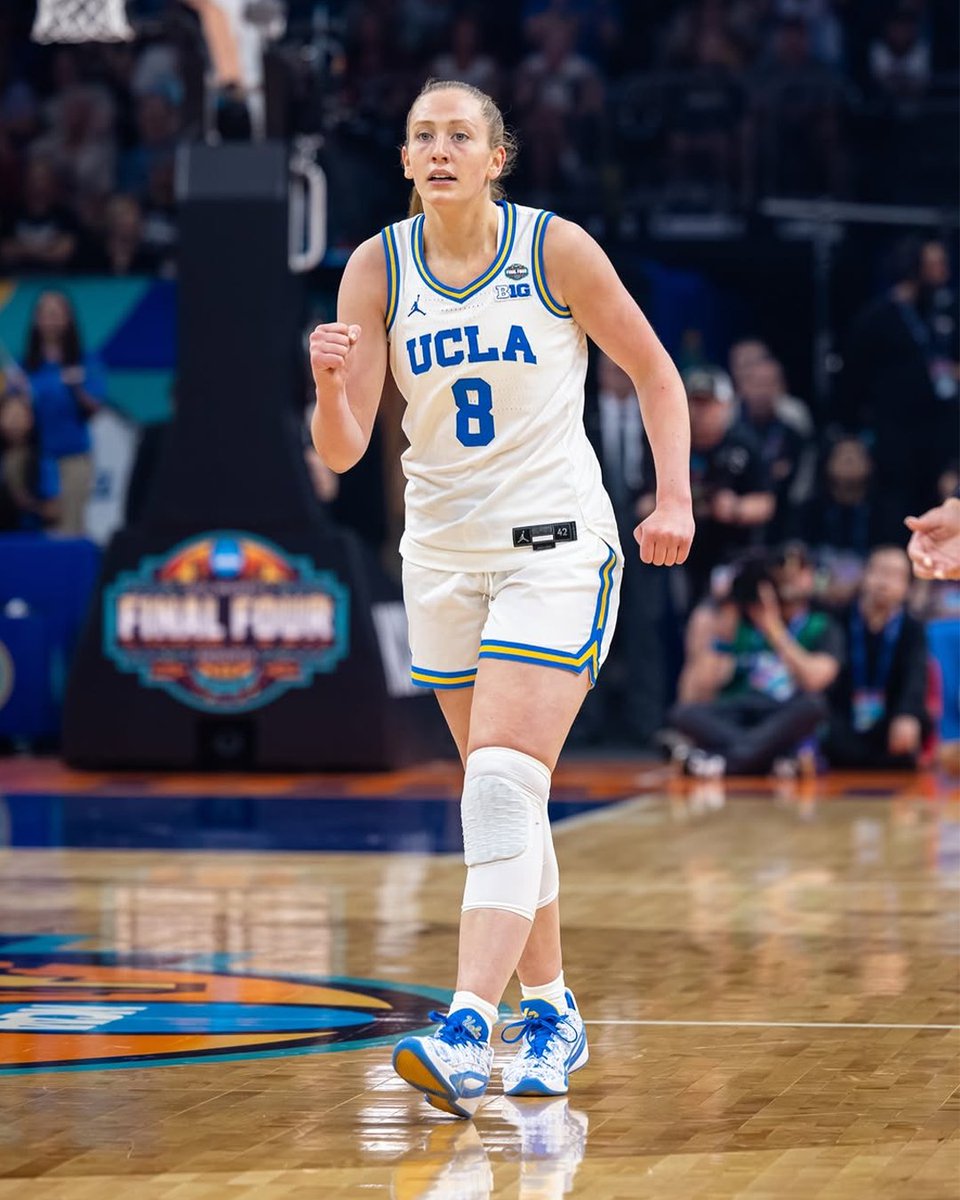 AndOneFilms's tweet photo. Minnesota native Gianna Kneepkens is now a national champion with UCLA.

She averaged a state record 43.1 points per game in her senior season at Duluth Marshall.

In the 2021 state quarterfinals vs Providence Academy, she scored a state tournament record 67 points. https://t.co/RZTwEHWj5i