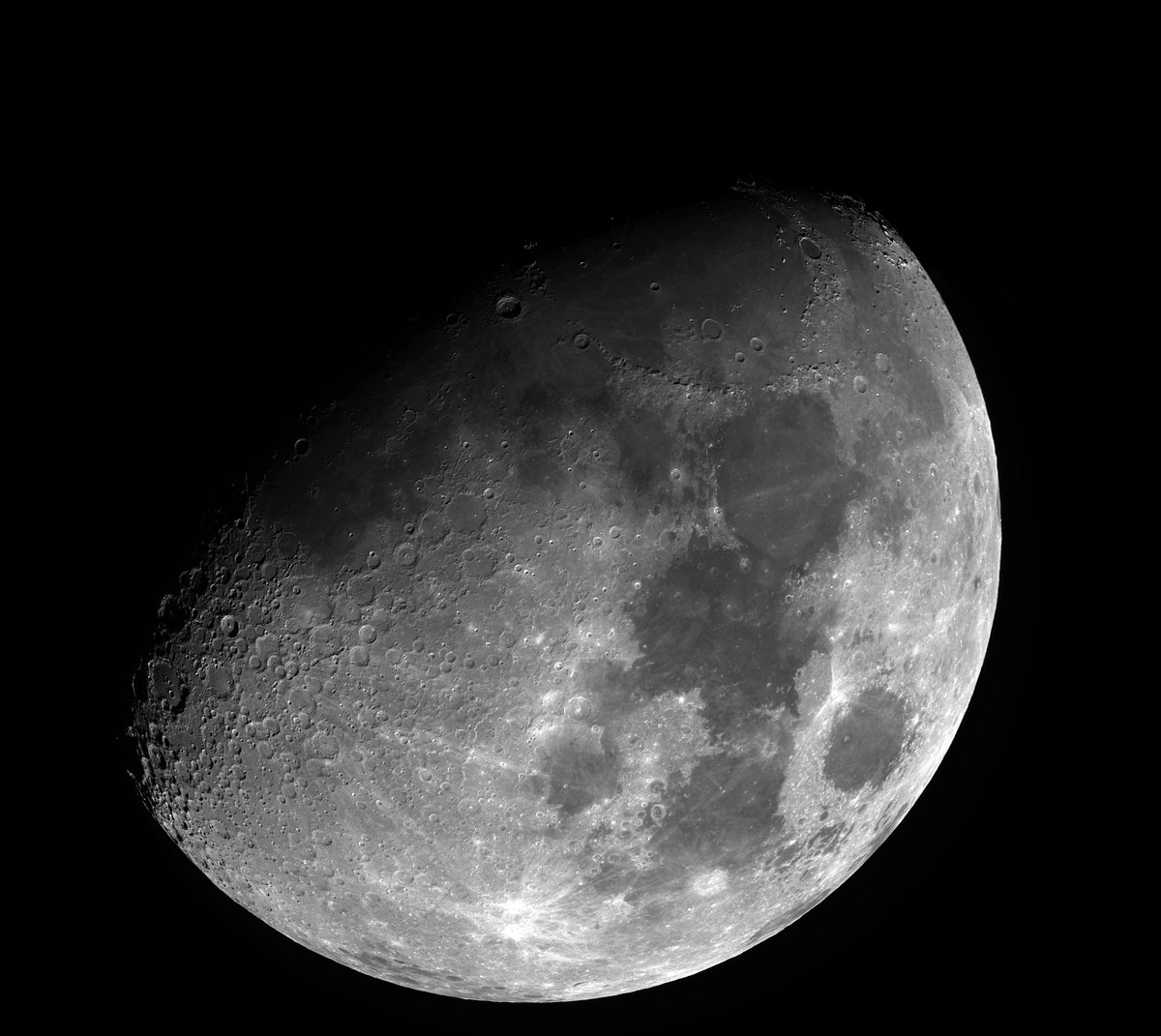 Emre Özden tweet media