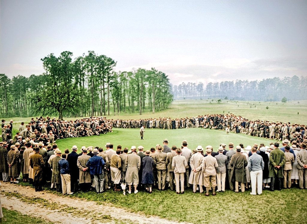 Hainesy76's tweet photo. Bobby Jones during construction and the first Masters tournament 🐐 https://t.co/hiWWkduuMU
