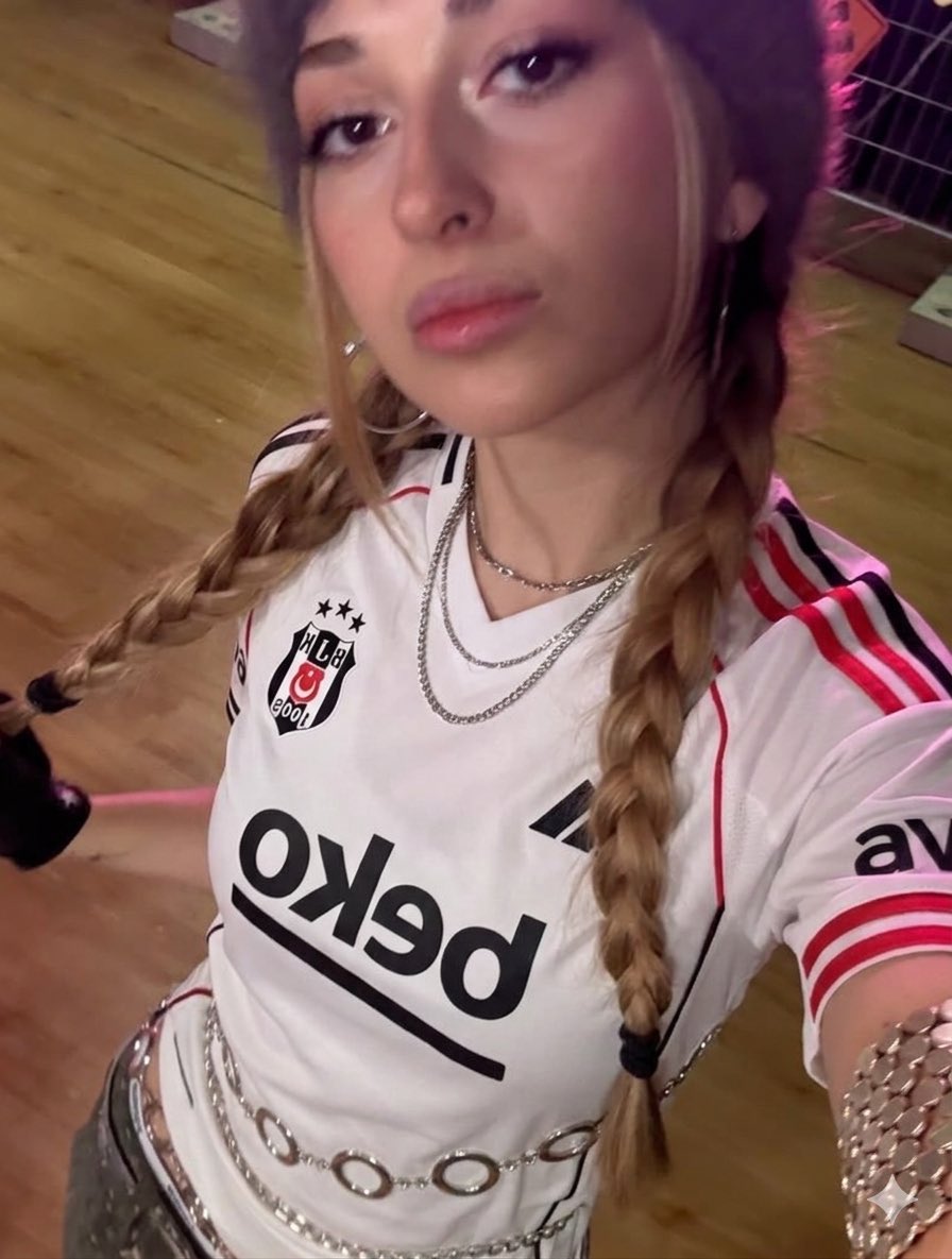 Deniz🐣 tweet media