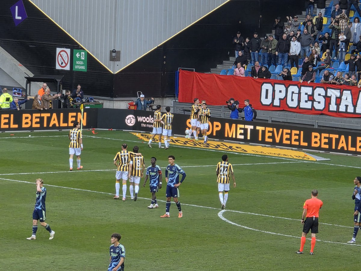 Dick Martens tweet media