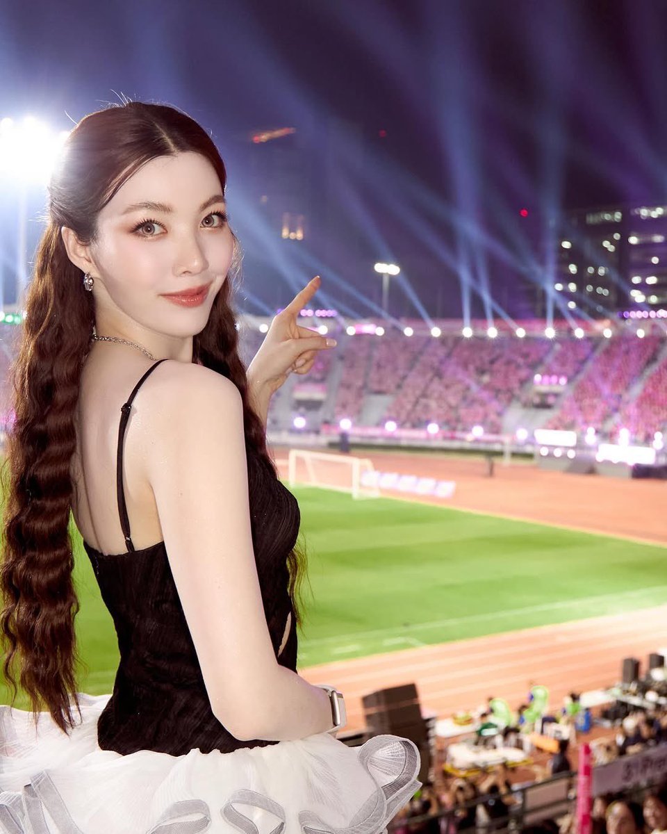 nicha.sชน์🌈 tweet media