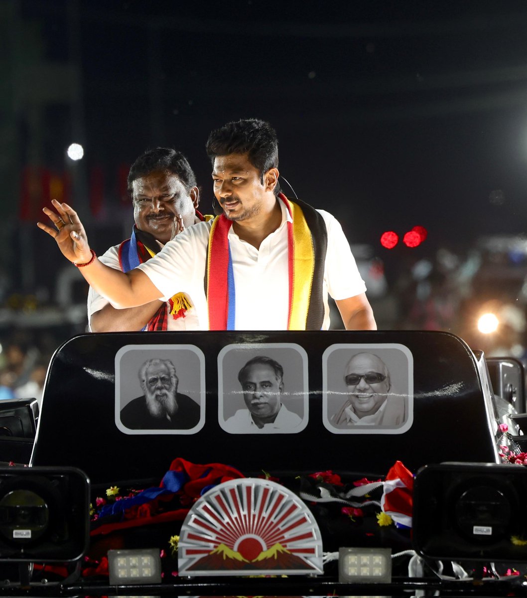 sivasankar1ss's tweet photo. குன்னம் தொகுதி சட்டமன்றத் தொகுதி மதசார்பற்ற முற்போக்கு கூட்டணியின் சார்பில், கழக வேட்பாளரான என்னை ஆதரித்து குன்னத்தில் கழக இளைஞரணி செயலாளர் மாண்புமிகு தமிழ்நாடு துணை முதலமைச்சர் இளம் தலைவர் மரியாதைக்குரிய @Udhaystalin அவர்கள்  தேர்தல் பரப்புரை மேற்கொண்டார்.

மாண்புமிகு தமிழ்நாடு முதலமைச்சர் தலைவர் @mkstalin அவ��்களின் தலைமையிலான நமது திராவிட மாடல் அரசின் ஈடில்லாச் சாதனைகளை மக்கள் எளிதில் புரிந்துகொள்ளும் வகையில் எடுத்துரைத்து, குன்னம் தொகுதியில் கழகத்தின் வேட்பாளரான எனக்கு உதயசூரியன் சின்னத்தில் நம் இளம் தலைவர் அவர்கள் வாக்கு சேகரித்தார்.

இளம் தலைவர் அவர்கள் பரப்புரை மேற்கொண்ட இடமெங்கும் திரண்டிருந்த மக்களின் ஆரவாரமும், கழக உடன்பிறப்புகளின் வற்றாத உற்சாகமும், எழுச்சியும் கு���்னம் தொகுதியில் நாம் பெறப்போகும் வரலாற்றுச் சிறப்புமிக்க வெற்றியை இப்போதே ஆணித்தரமாகப் பறைசாற்றுகிறது.

குன்னம் தொகுதிக்கு நம் இளந் தலைவர் அவர்களின் வருகை, தேர்தல் பரப்புரையை அதிகாரப்பூர்வமாகத் துவக்கி வைத்துள்ளது. நம் இளம் தலைவர் அவர்கள் இன்று  ஏற்றி வைத்த வெற்றி தீபந்தத்தை குன்னம் தொகுதியின் மூலை முடுக்கெல்லாம் கொண்டு செல்வோம்.