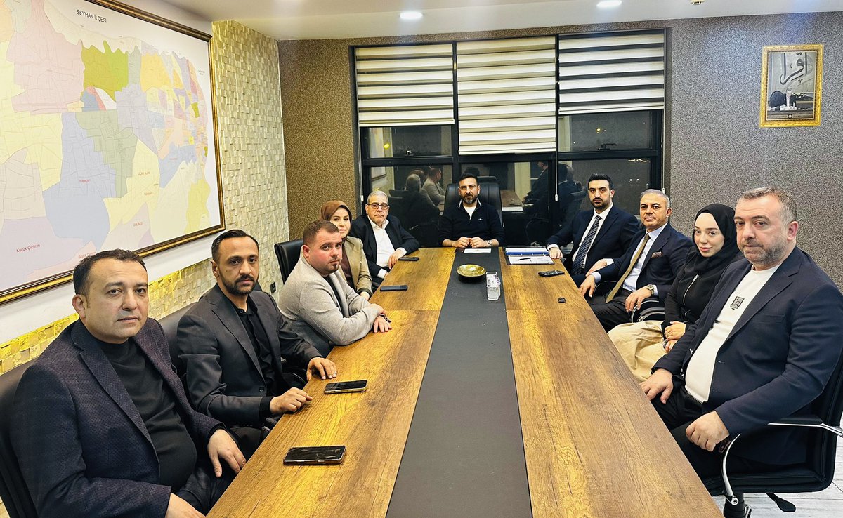 📍 AK Parti Seyhan İlçe Başkanlığı

Belediye Meclis Üyelerimiz ile aylık olağan toplantımızı ilçe binamızda gerçekleştirdik.

Şehrimize ve hemşehrilerimize hizmet noktasında yürüttüğümüz çalışmaları detaylı şekilde ele alarak, gündemimizde yer alan başlıklar üzerine kapsamlı