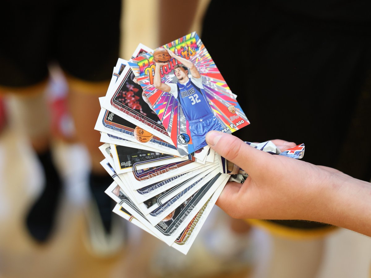PrepHoops's tweet photo. A huge thank you to our partner @topps for providing packs for our athletes competing at our Spring Kick Off tournament this weekend in Denver!
#PHSpringKickOff https://t.co/mPL8Yhhmss