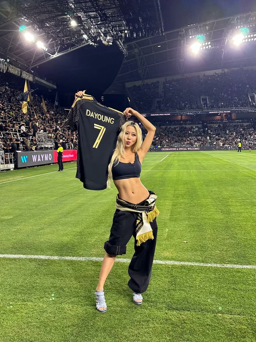 Troll Football Media tweet media