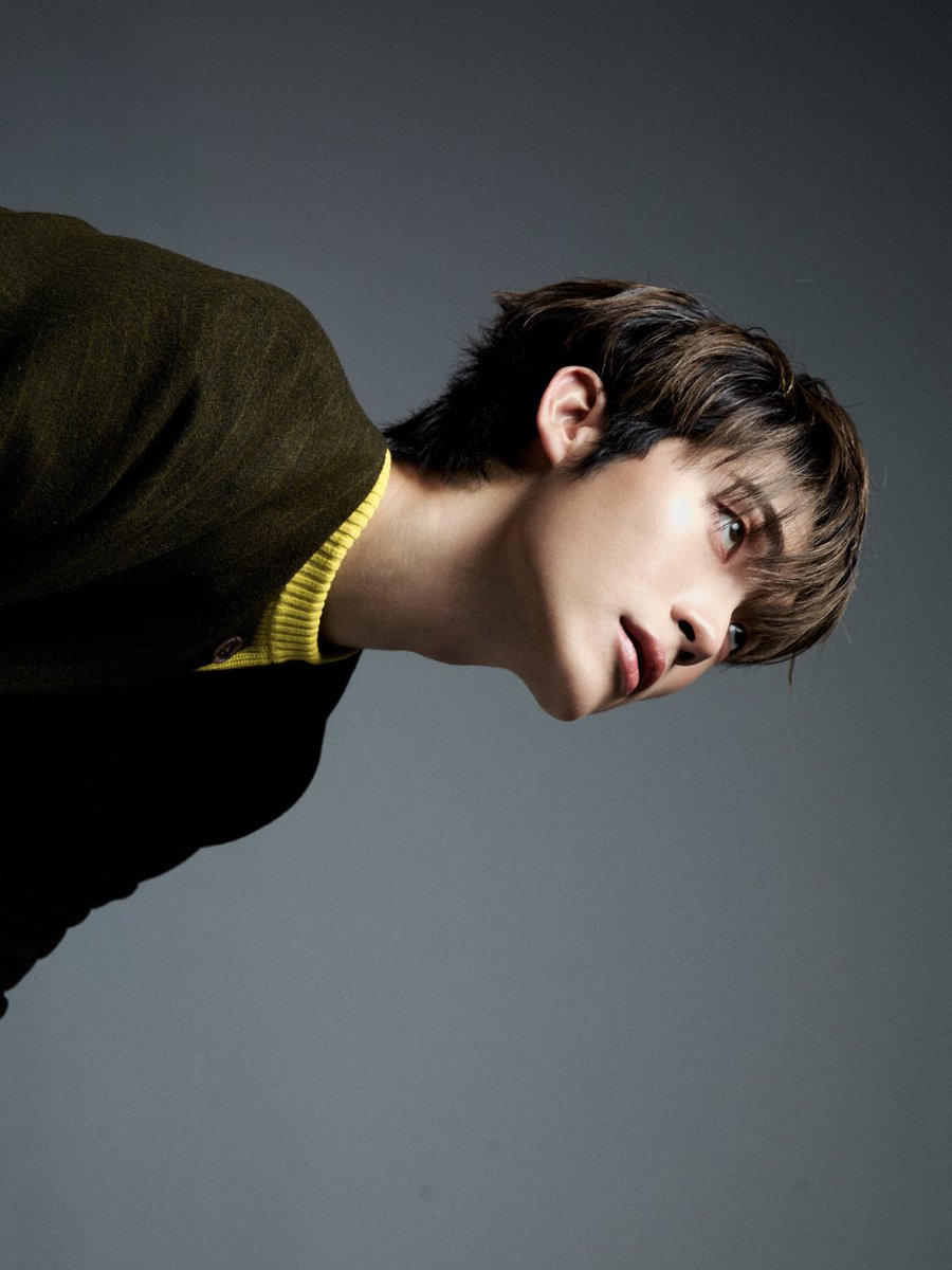 WhiteFoxGMM tweet media