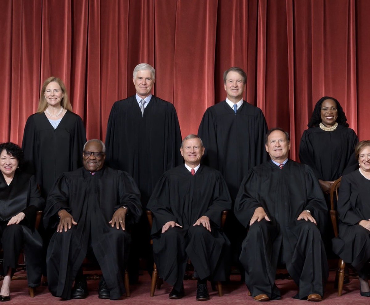 Praying Medic tweet media