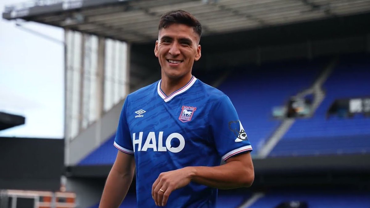 🏴󠁧󠁢󠁥󠁮󠁧󠁿 MARCELINO NÚÑEZ vs BIRMINGHAM CITY🇨🇱
Minutos: 75' 🕒
Oportunidades creadas: 3 ✨
Duelos terrestres: 5/7 (71%) ⚔️
Pases precisos: 22/30 (73%) 🎯
Pases último tercio: 6 📐
Toques: 44 🧤
Centros: 1/1 (100%) 🎯
Tiros largos: 1/4 (25%) 🔭
Acciones defensivas: 4 🧱
Entradas: 3 ⚔️