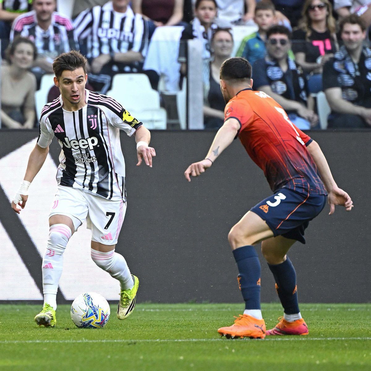 JuventusFC tweet media