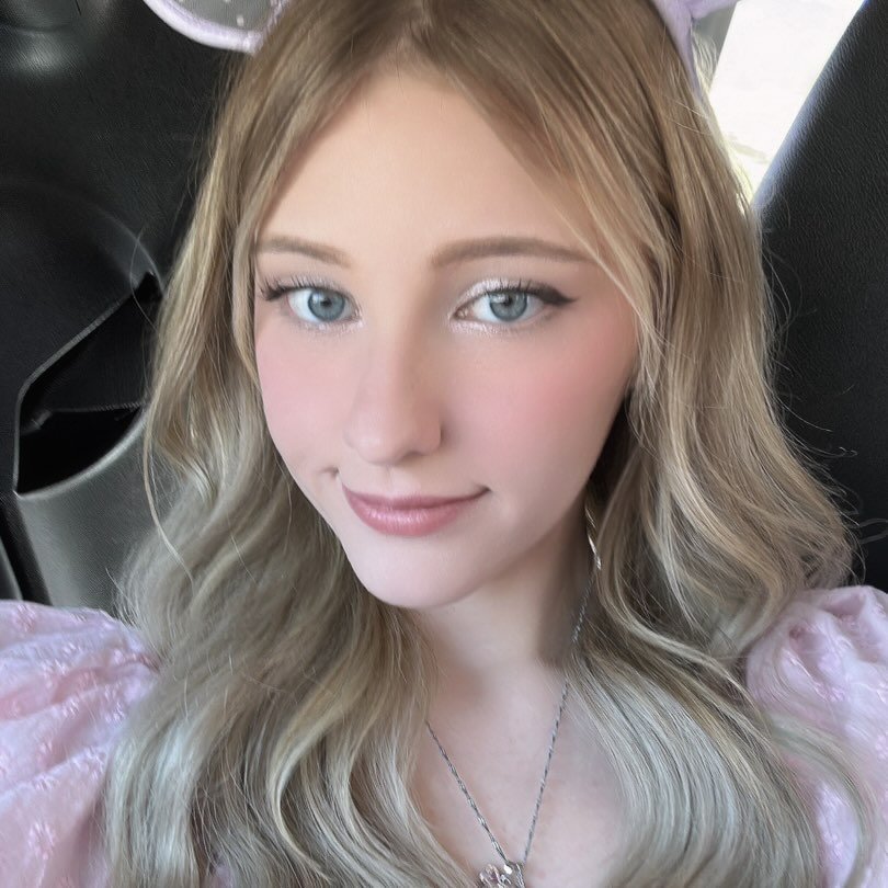 Elena Dubois tweet media