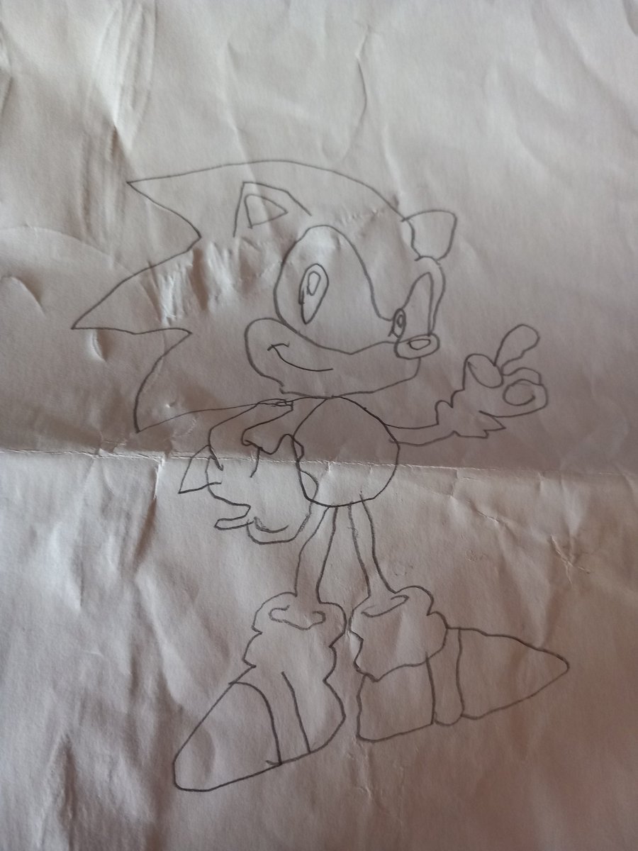 CallumJordan14's tweet photo. Tried drawing Sonic... I haven't drawn anything in so many years.. its not great, but a decent first attempt... https://t.co/LibjPtoqvl