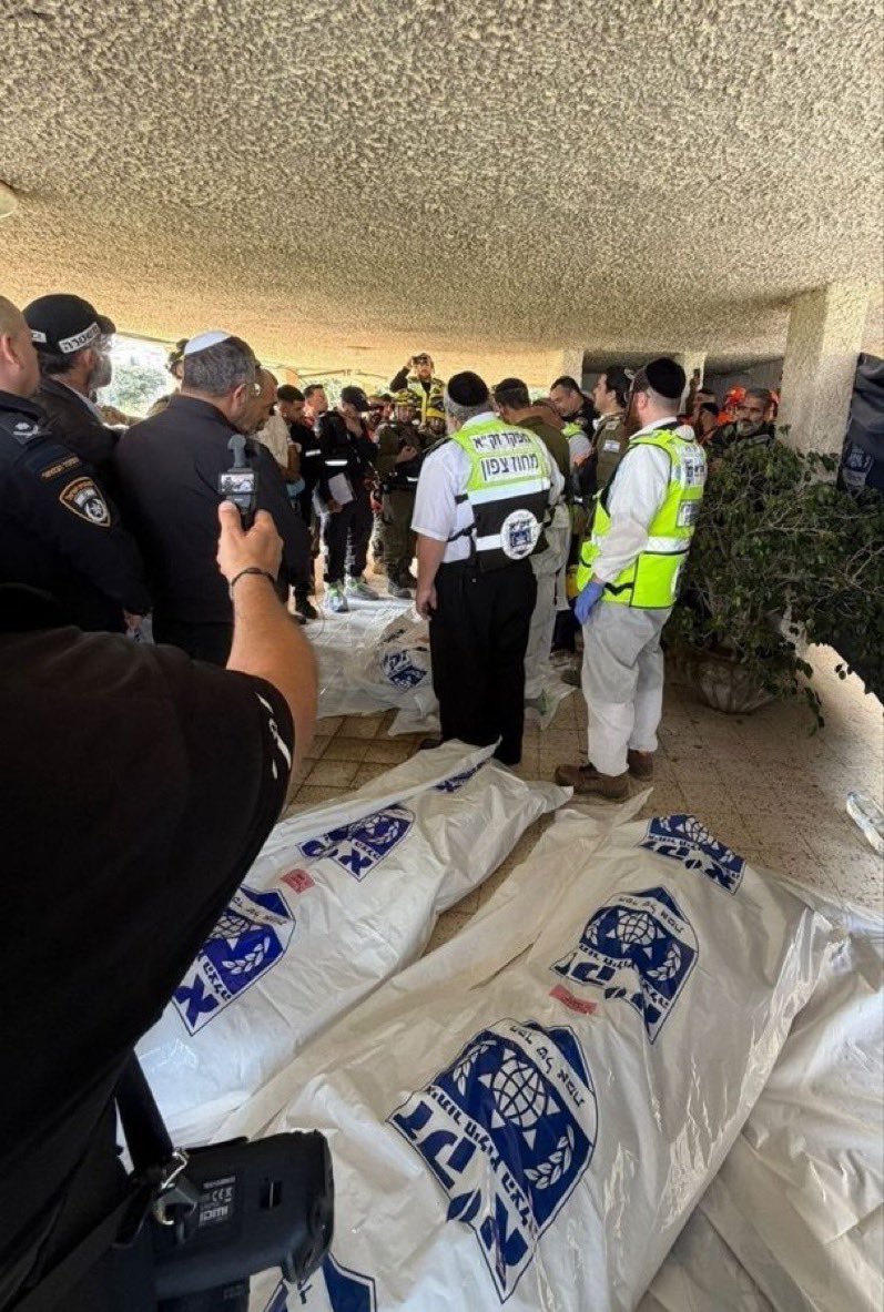 Hitler_Setannyahu tweet media