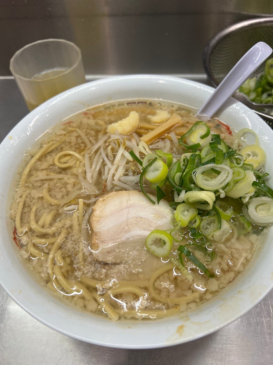 コバヤシ tweet media