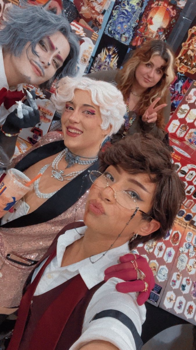 🔪Oz 🔪 @ MEGACON 2026 tweet media