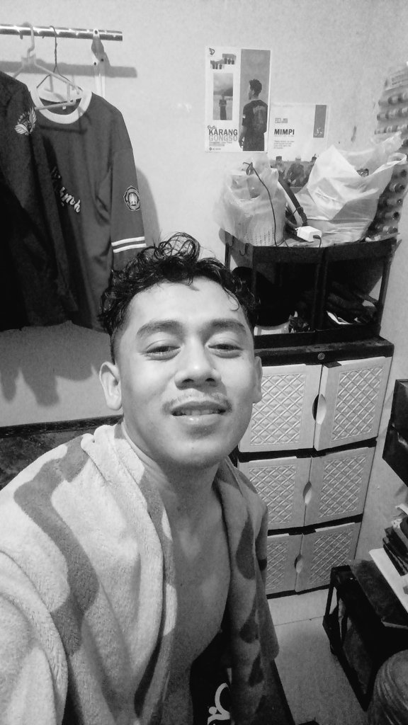masemasbjn's tweet image. Sebenarnya masih ada ga sih orang yang berhati tulus, serius dan bisa dipercaya? 
#seme #uke #gaysidoarjo #gaysurabaya #gaymalang