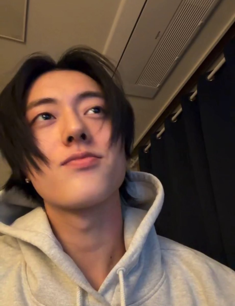 ᴘ 'ㅅ' tweet media