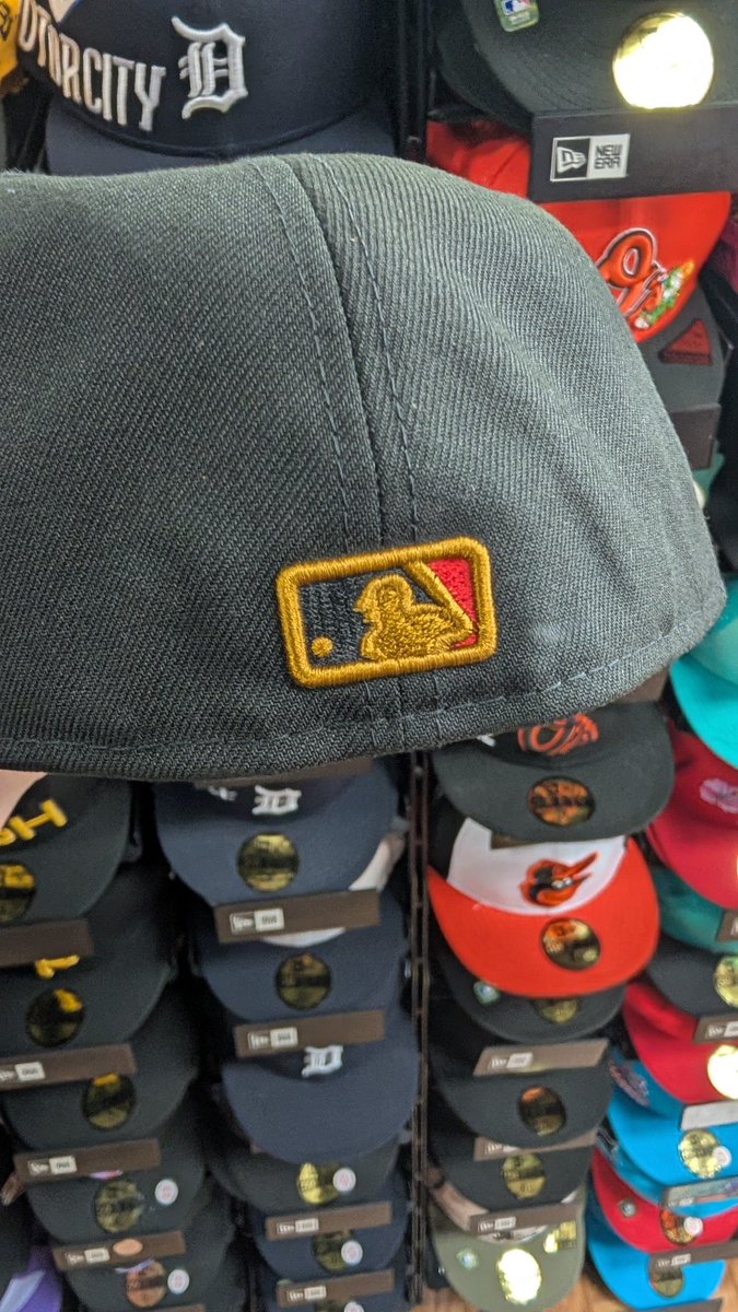 Pittsburgh Clothing Co. tweet media