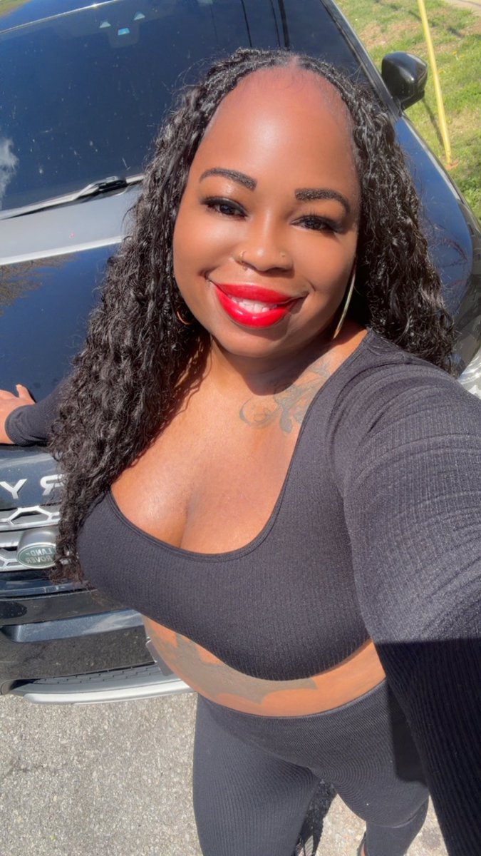 Not Your Average Chick 😏 tweet media