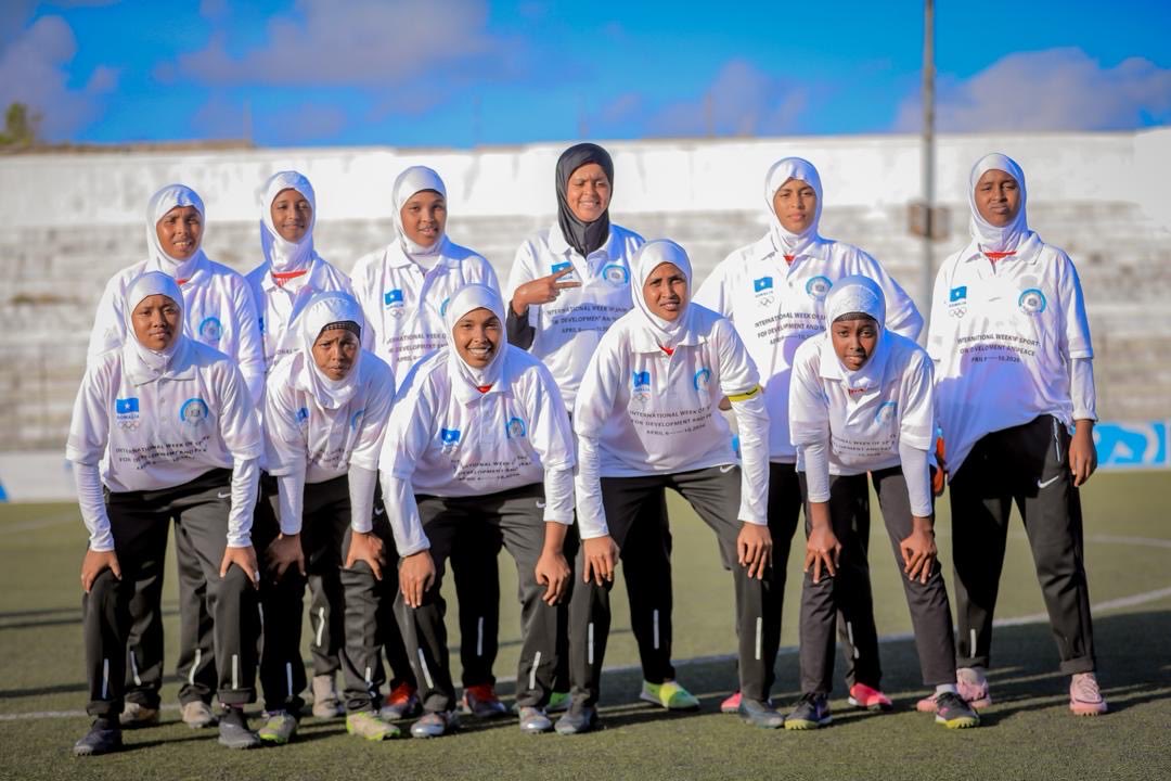 MoysFGS's tweet photo. Sport for Development &amp; Peace 2026 kicked off today in Mogadishu 🇸🇴 at Koonis Stadium under the theme: “Sport Unites Communities.”

A week of activities promoting unity, youth empowerment &amp; peace has begun. ⚽✨

#SportForPeace #YouthEmpowerment #Somalia https://t.co/3KKkUDeJvw