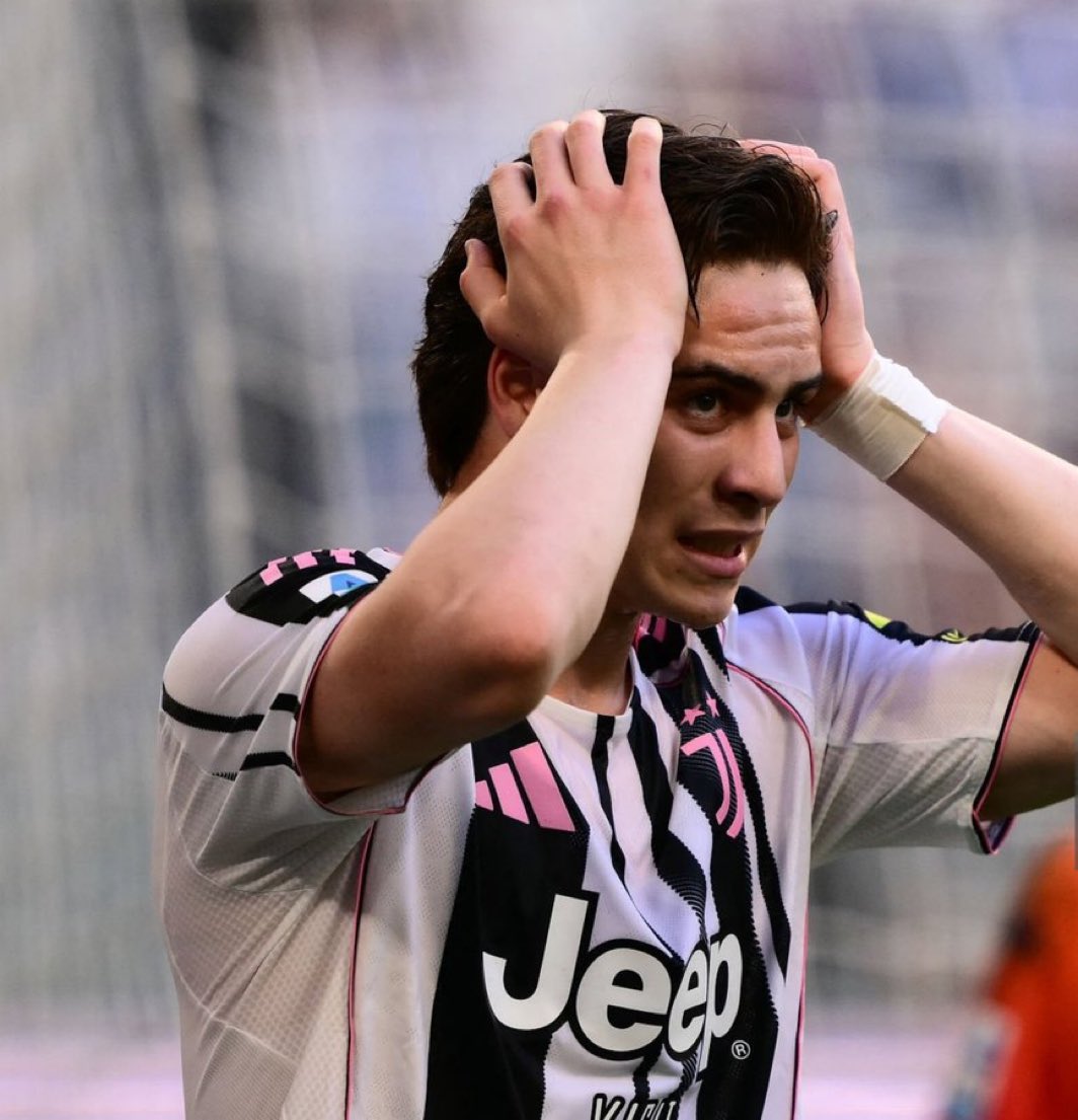 سترونز tweet media